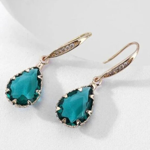 ⭐️💍FREE Baguette Tear Drop Rain Hipster Chic Glam Elegant Party Classy Earrings - Picture 5 of 9